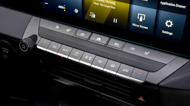 Vauxhall Astra - physical climate controls
