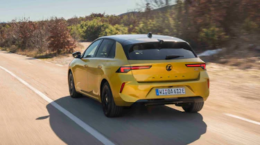 Vauxhall Astra - rear tracking