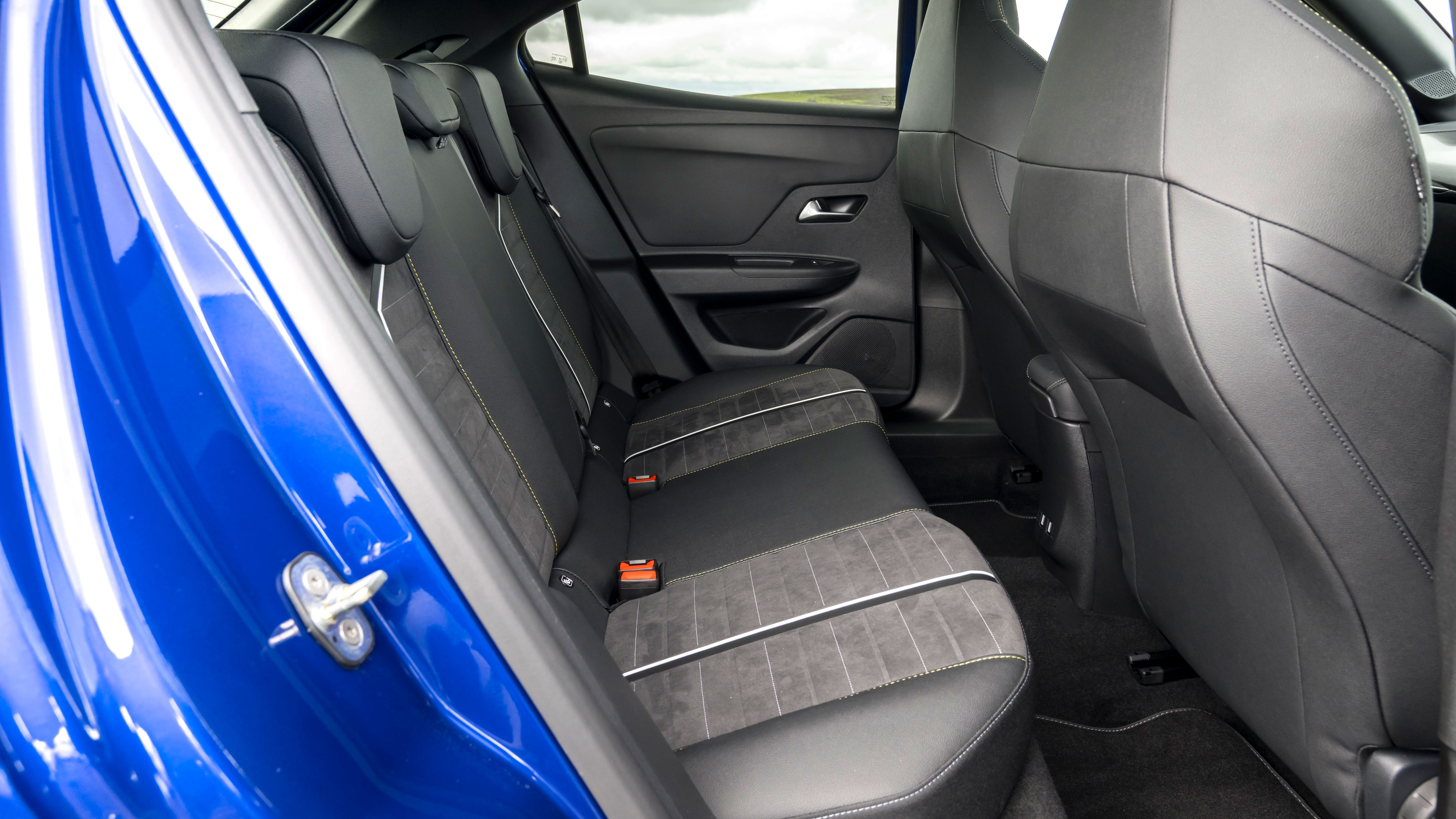 Vauxhall Mokka GSE 2026 - rear seats