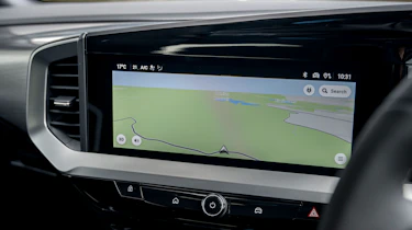 Vauxhall Mokka GSE 2026 - screen