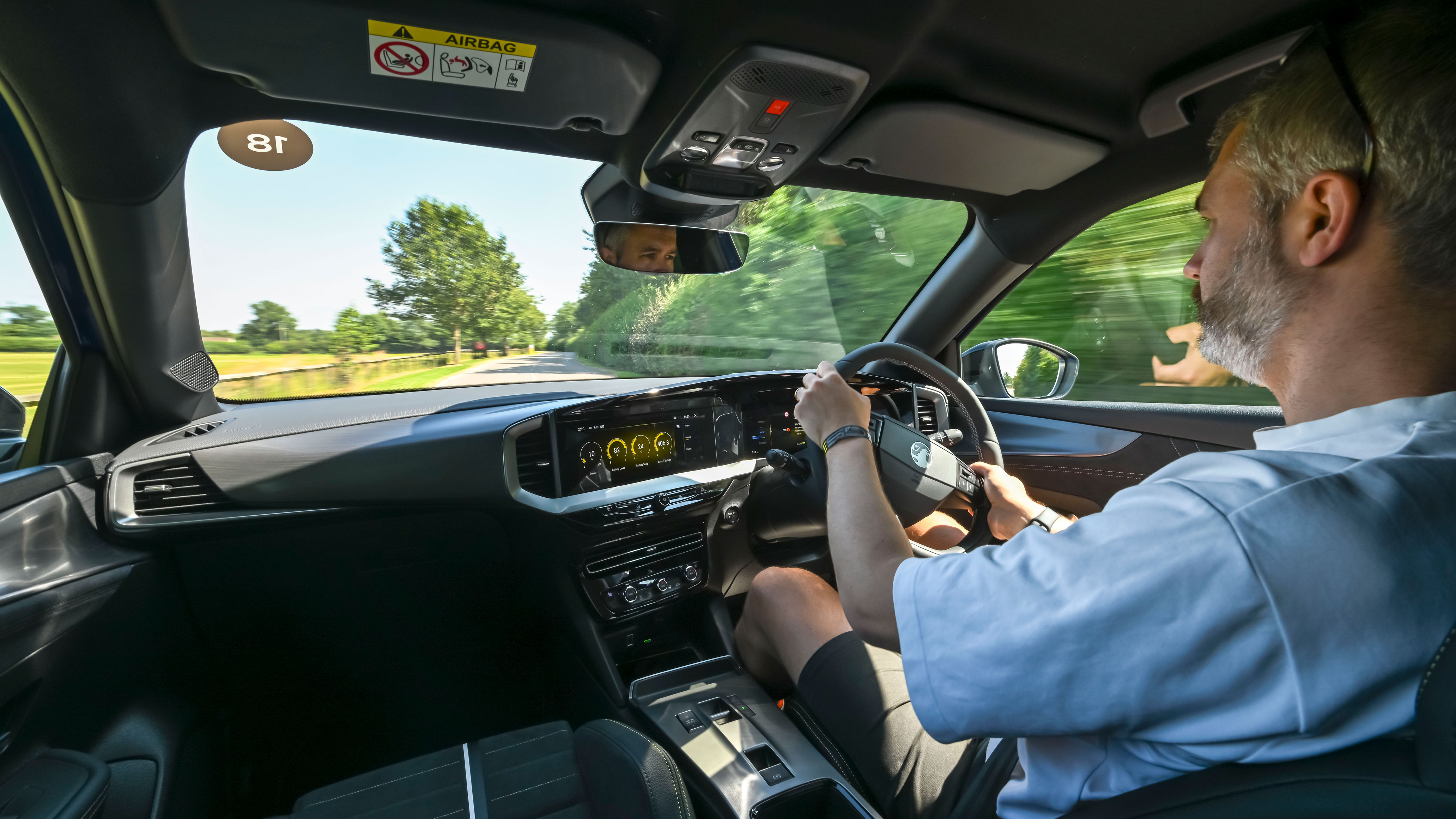 Richard Ingram driving the Vauxhall Mokka GSE