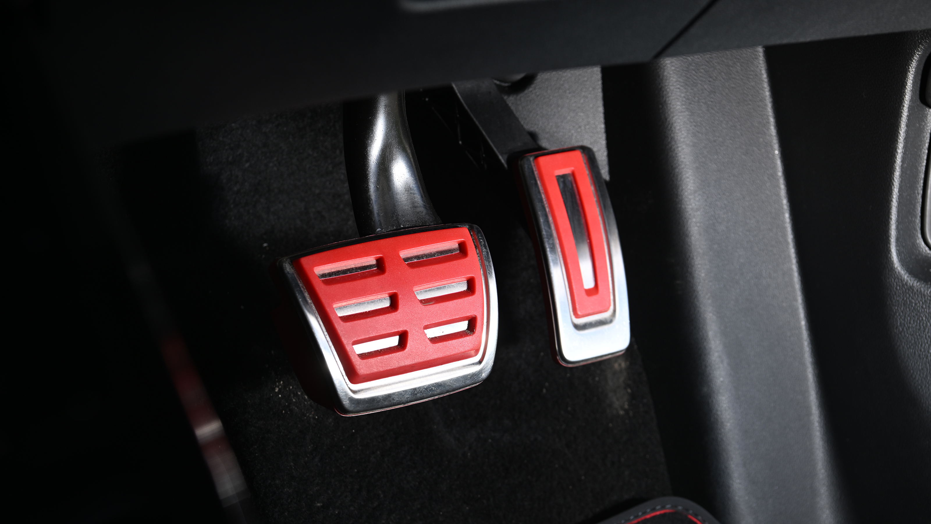 Volkswagen Golf GTI Edition 50 being driven in the UK - pedals 