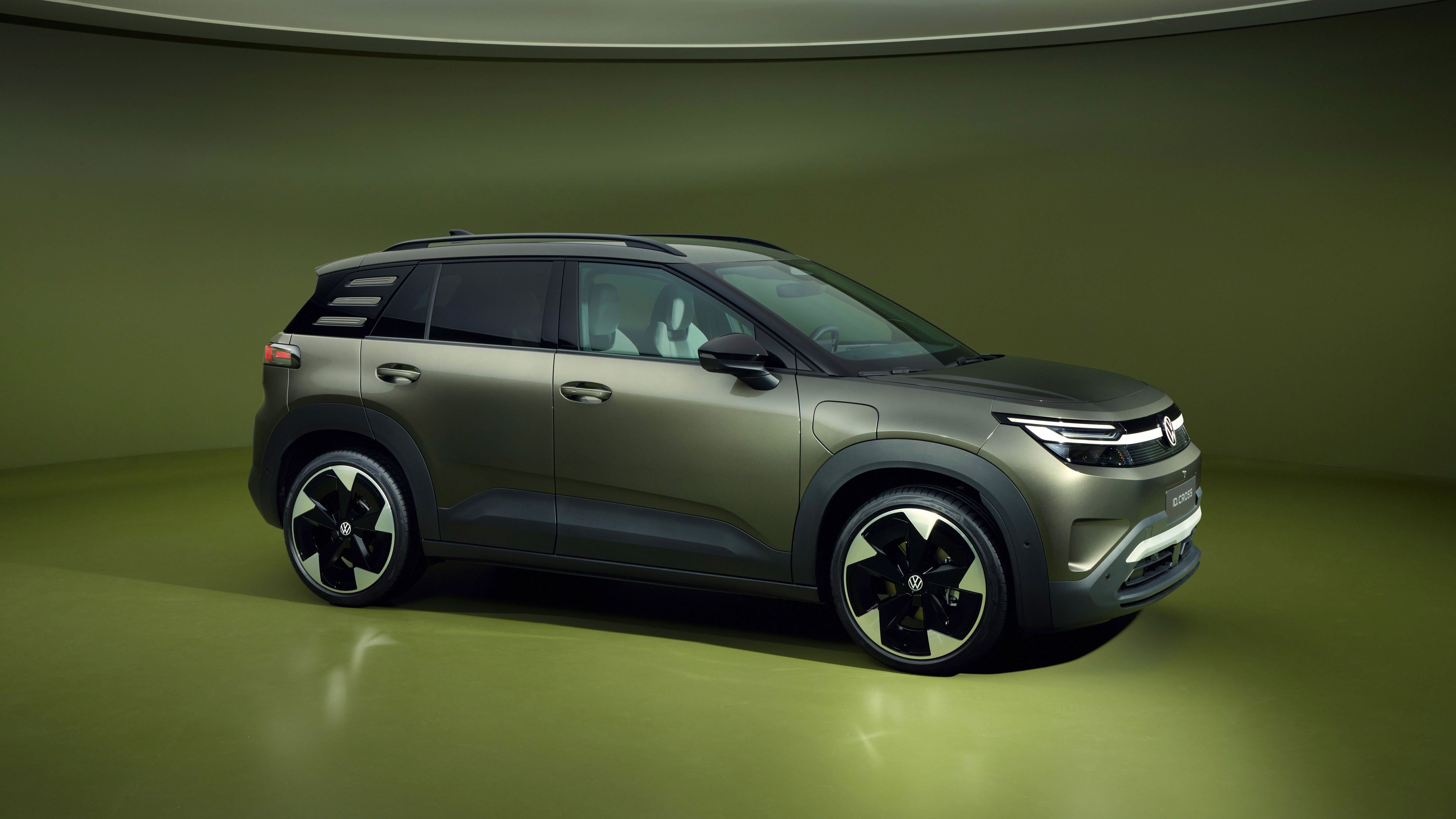 Volkswagen ID. Cross - front static