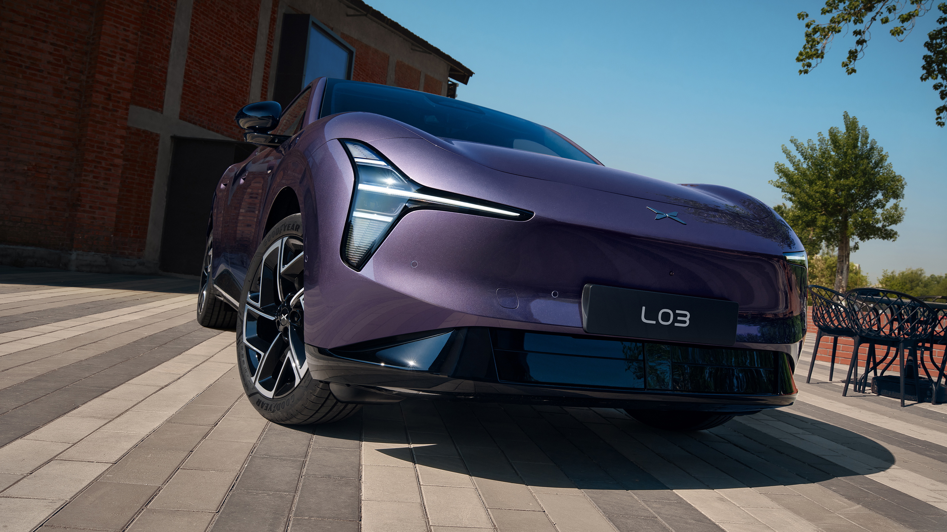 XPeng L03 - front headlights