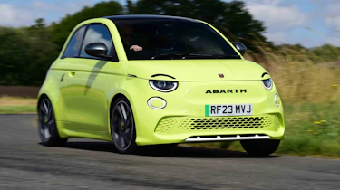 Abarth 500e - front cornering