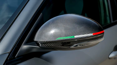 Alfa Romeo Giulia Quadrifoglio Luna Rossa - exterior door mirror