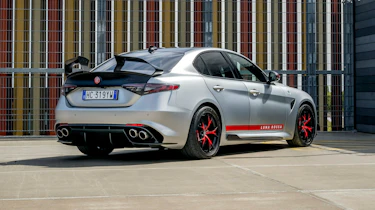 Alfa Romeo Giulia Quadrifoglio Luna Rossa - rear static