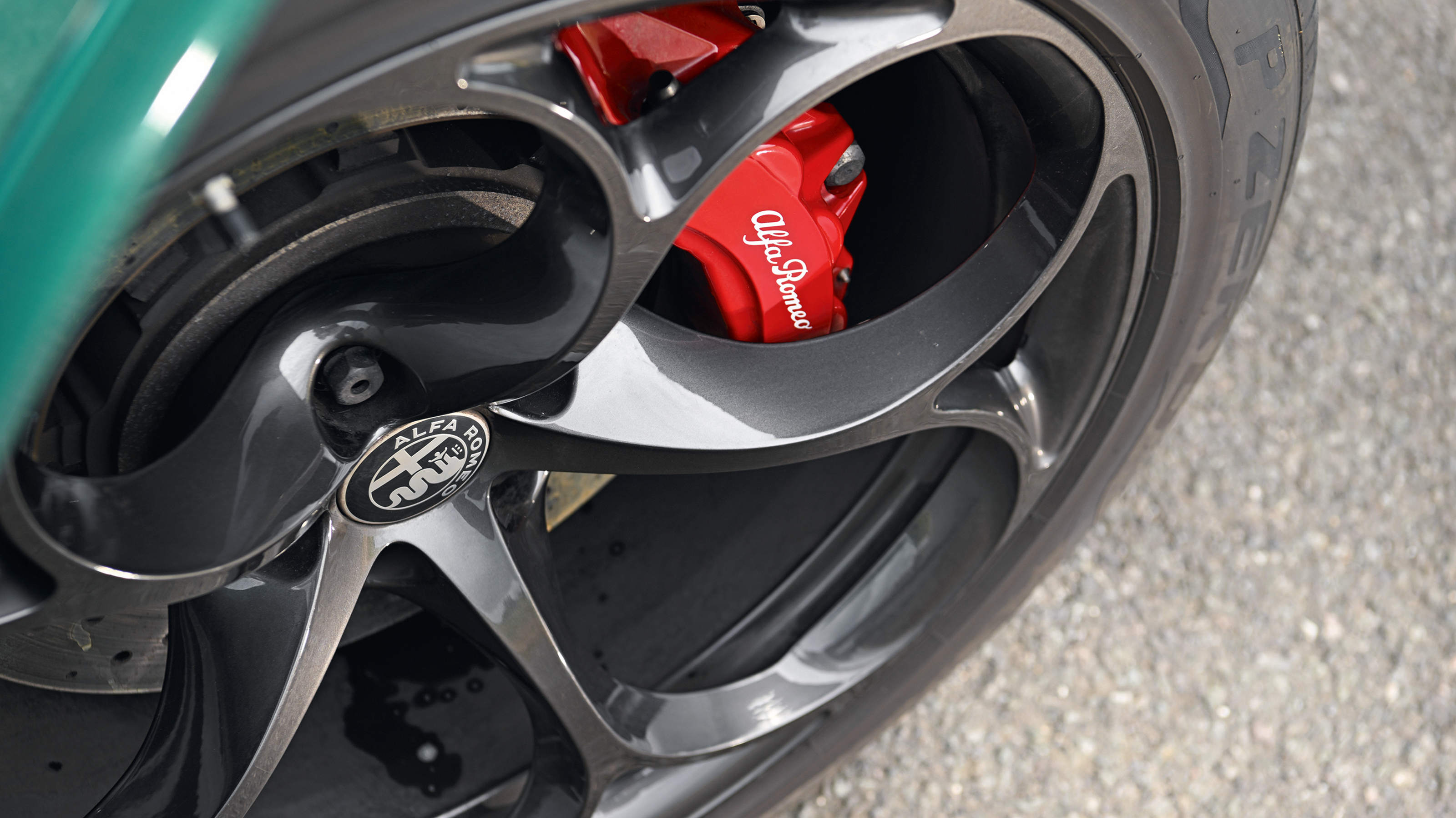 Alfa Romeo Stelvio Quadrifoglio - alloy wheel