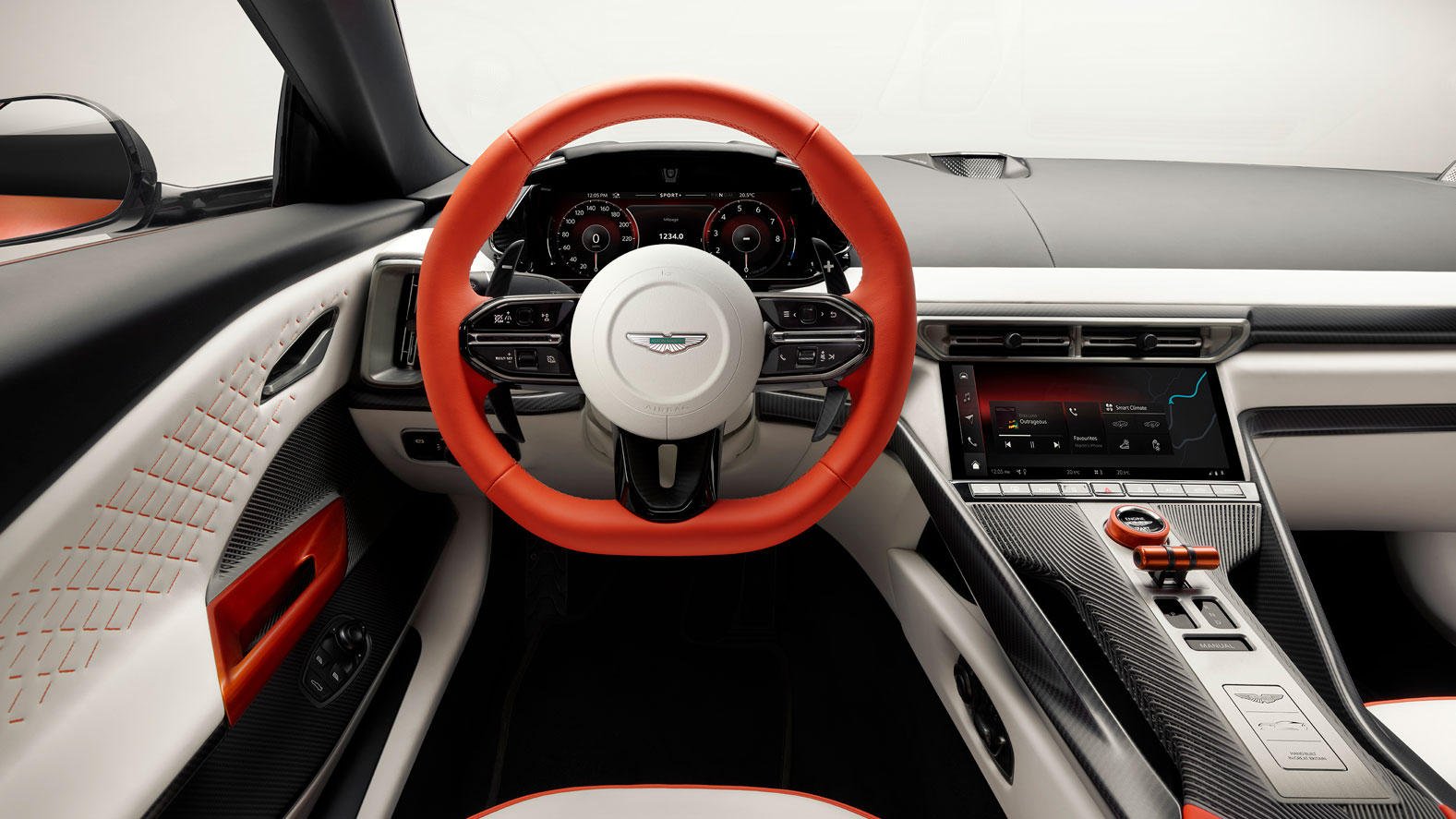 Aston Martin Valen - dash
