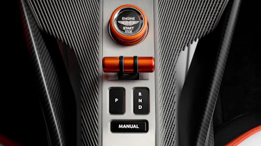 Aston Martin Valen - centre console