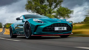 Aston Martin Vantage S - front tracking