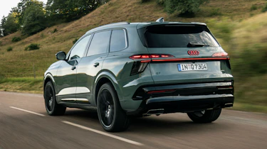 Audi Q7 - rear