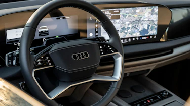 Audi Q7 - steering wheel
