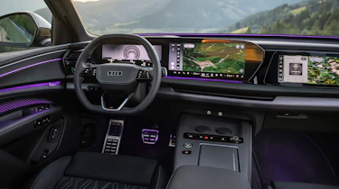 Audi Q7 - cabin