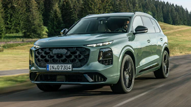 Audi Q7 - front