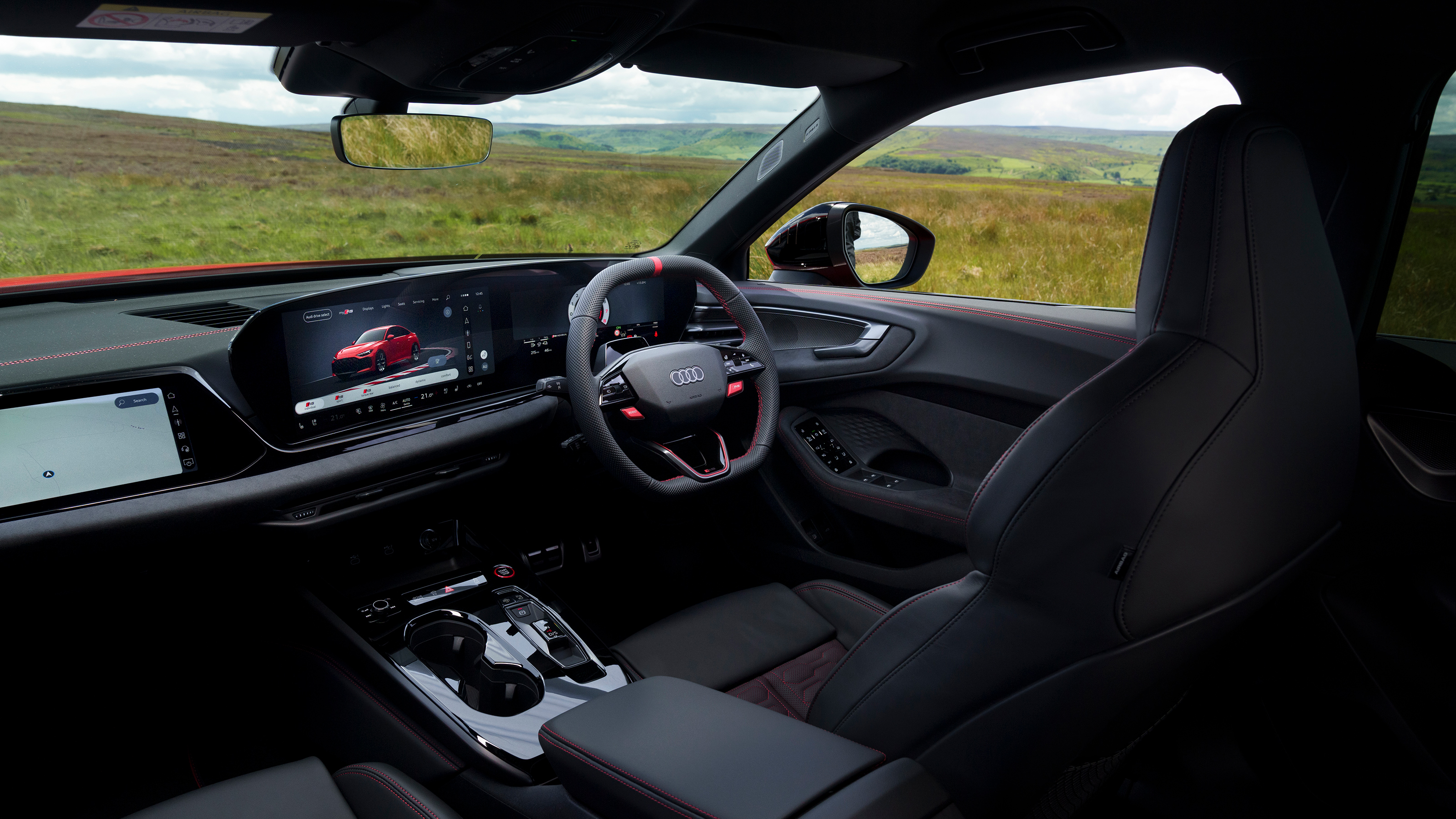 Audi RS 5 - interior