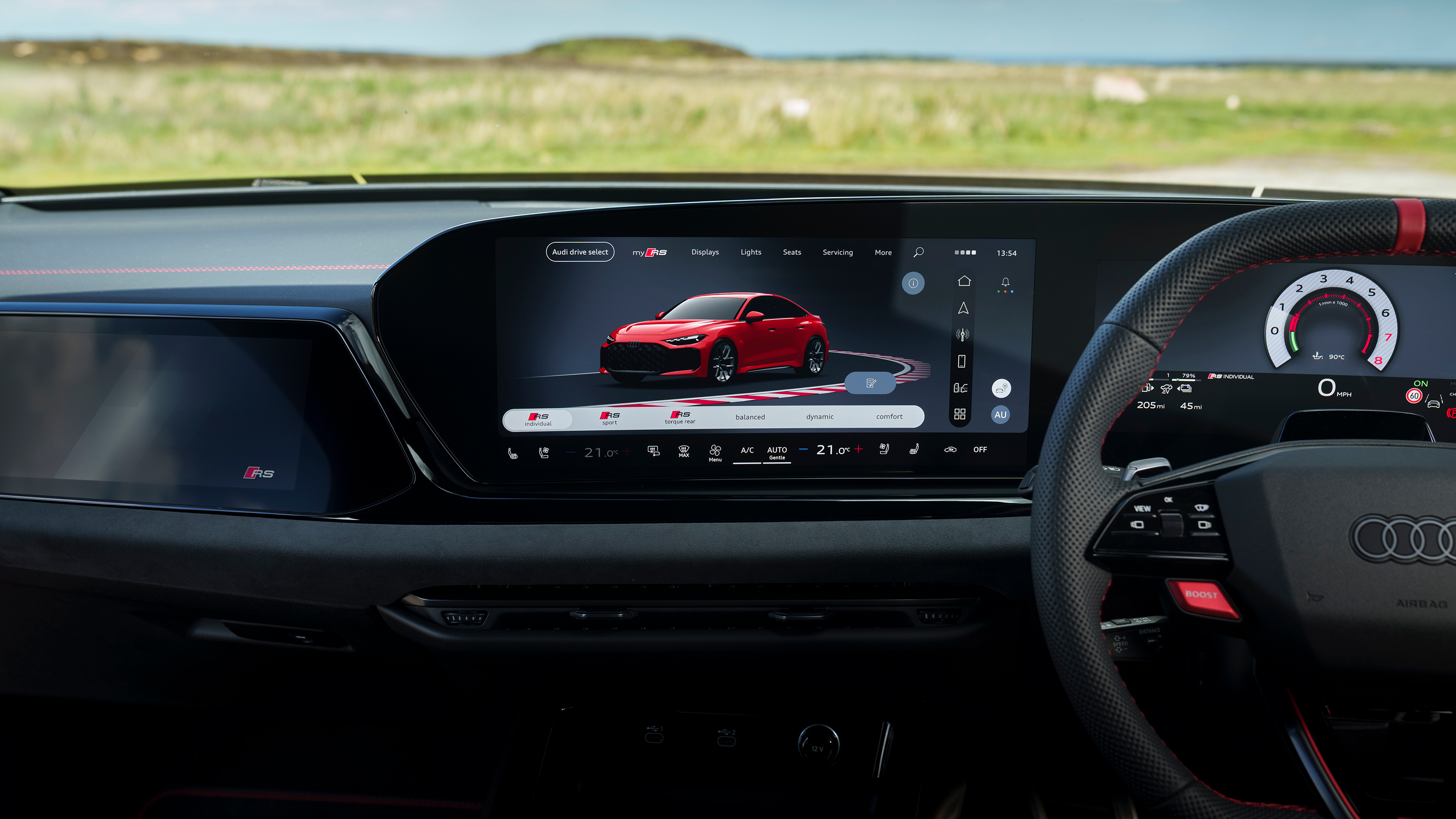 Audi RS 5 - infotainment screen
