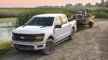 Ford F-150 pick-up truck - front static