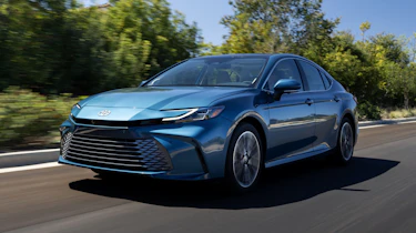 Toyota Camry - front tracking