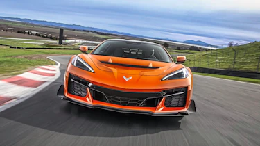 Corvette ZR1X 2026 - front