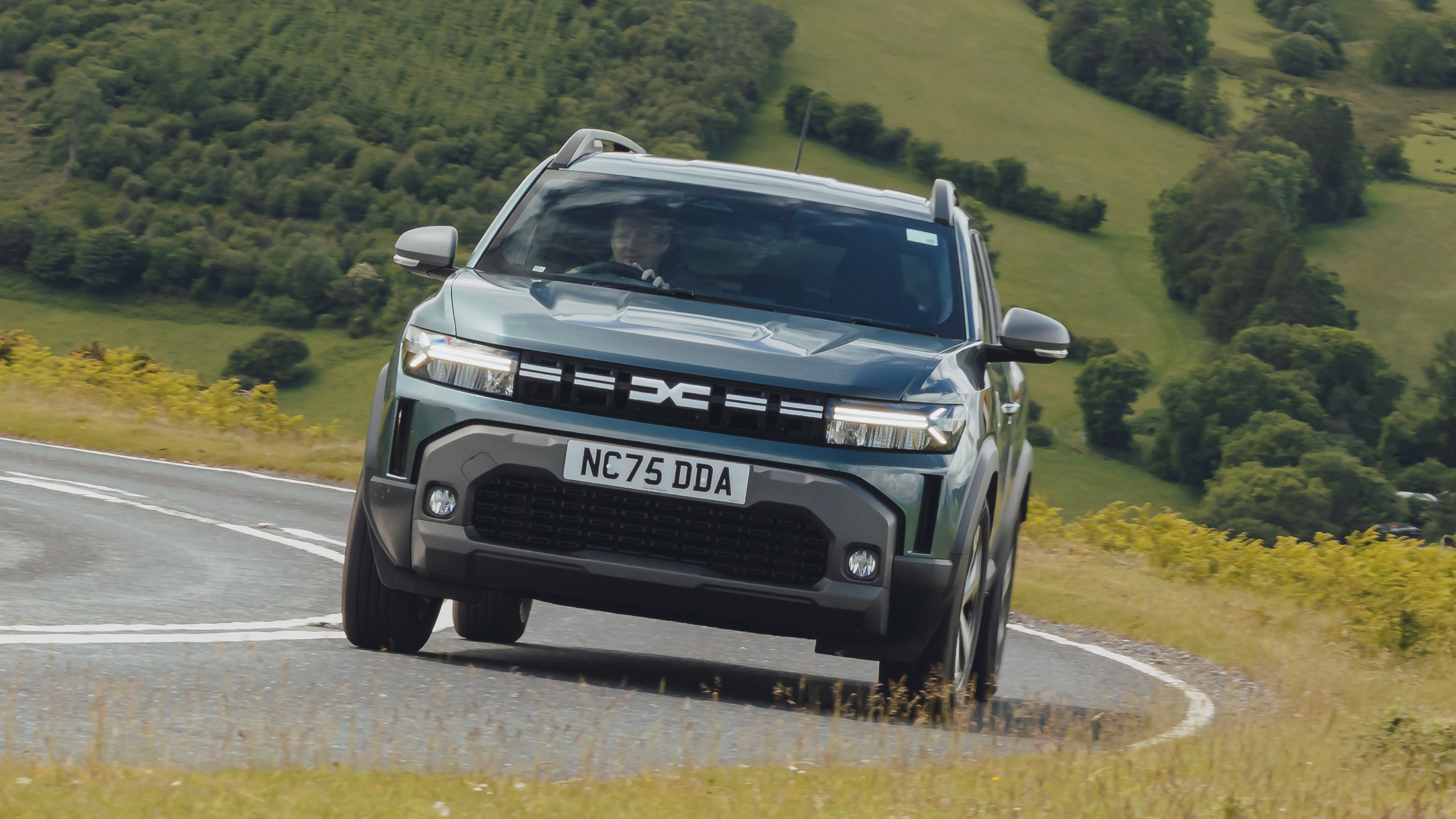 Dacia Duster - cornering