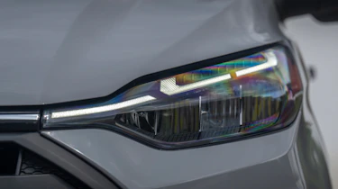 Ford E-Transit Custom - headlight