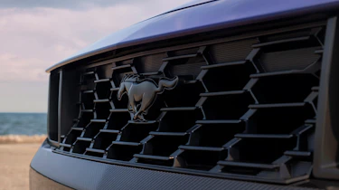 Ford Mustang Dark Horse SC convertible - grill