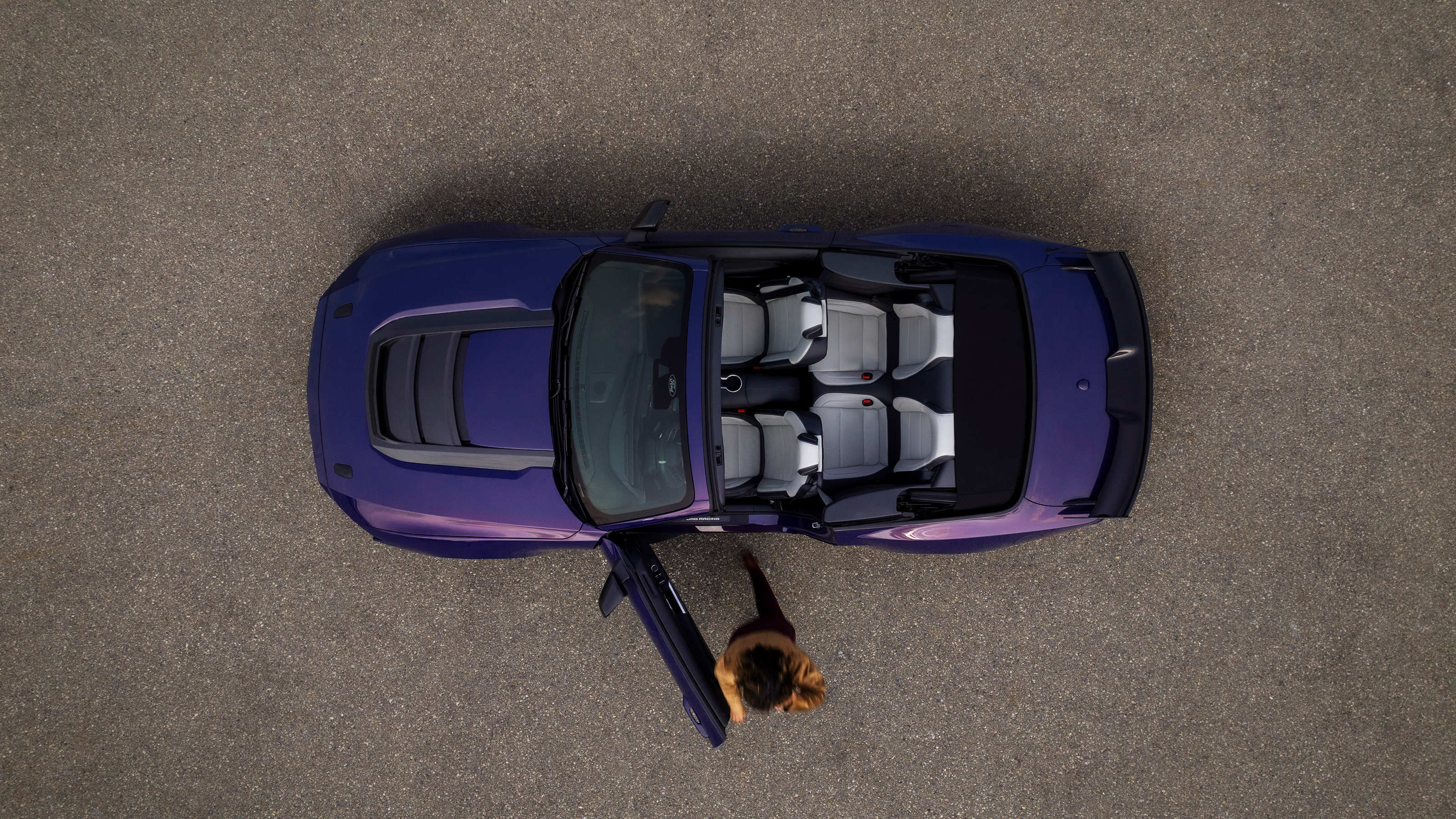 Ford Mustang Dark Horse SC convertible - overhead