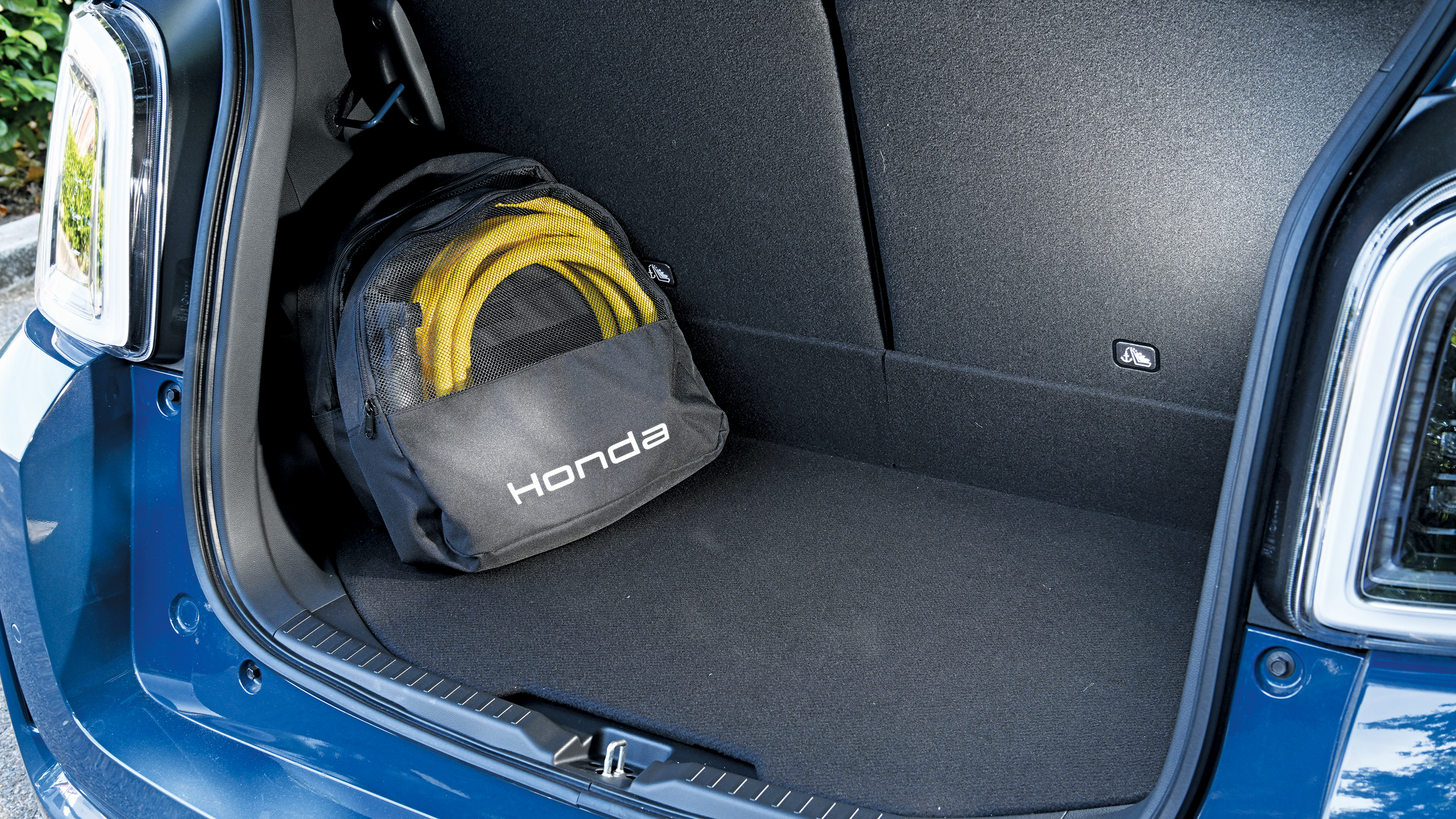 Honda Super-N - boot space