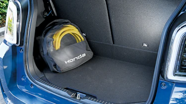 Honda Super-N - boot space