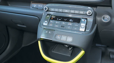 Hyundai Inster - climate controls