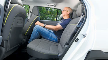 Hyundai Inster - rear seats