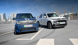 Hyundai Inster vs Honda Super-N - front cornering