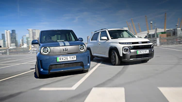 Hyundai Inster vs Honda Super-N - front cornering
