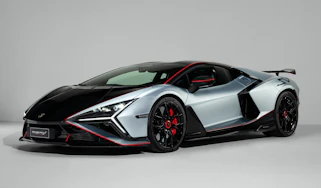 Lamborghini Revuelto SV - front