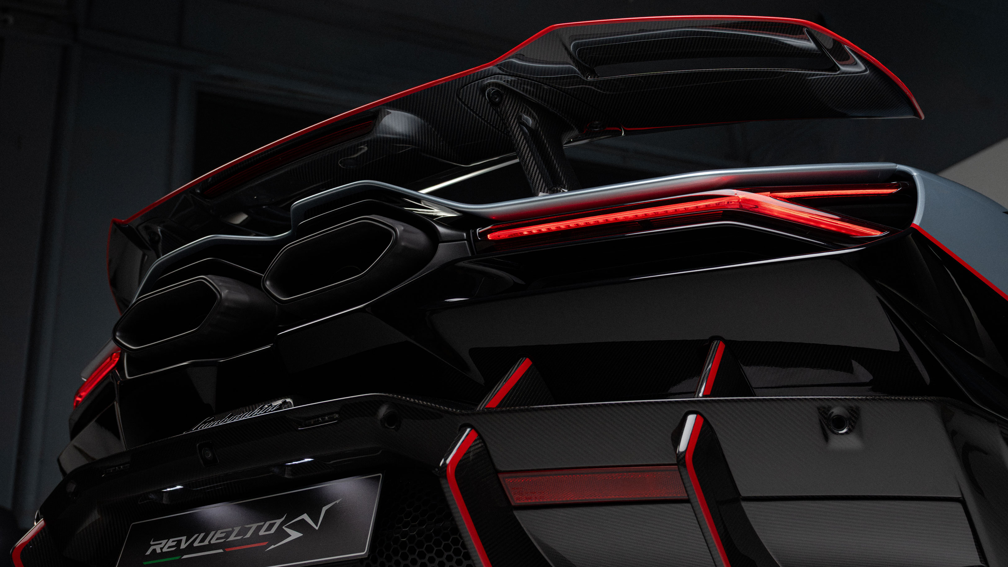 Lamborghini Revuelto SV - rear light