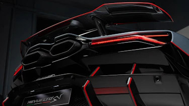 Lamborghini Revuelto SV - rear light