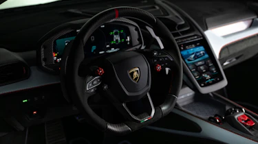 Lamborghini Revuelto SV - cabin
