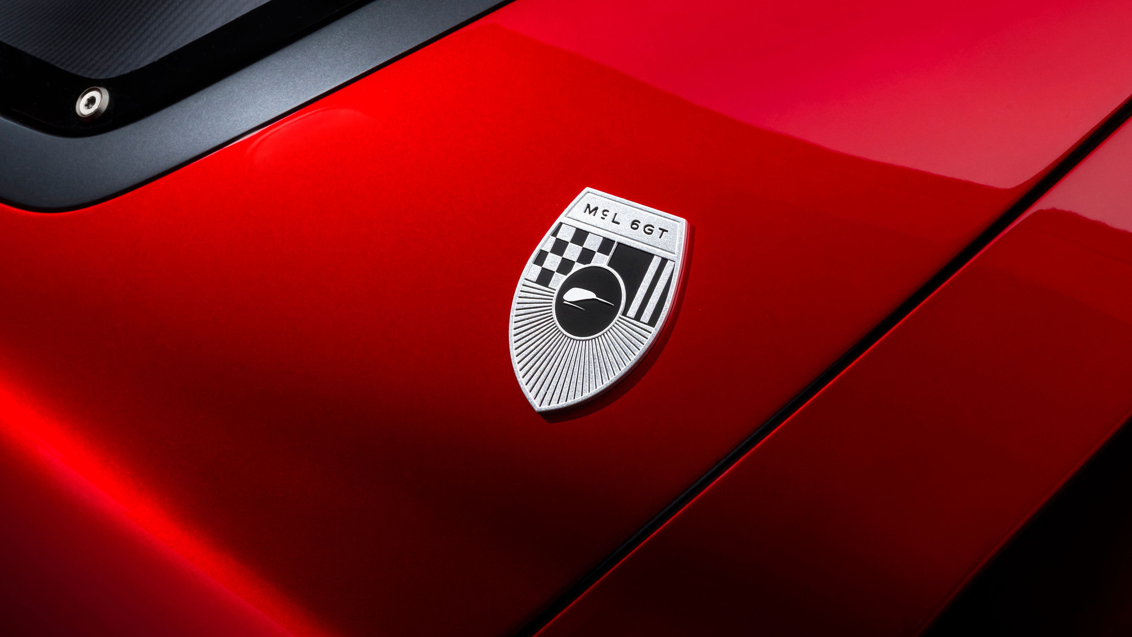 McLaren M6GT Concept - badge
