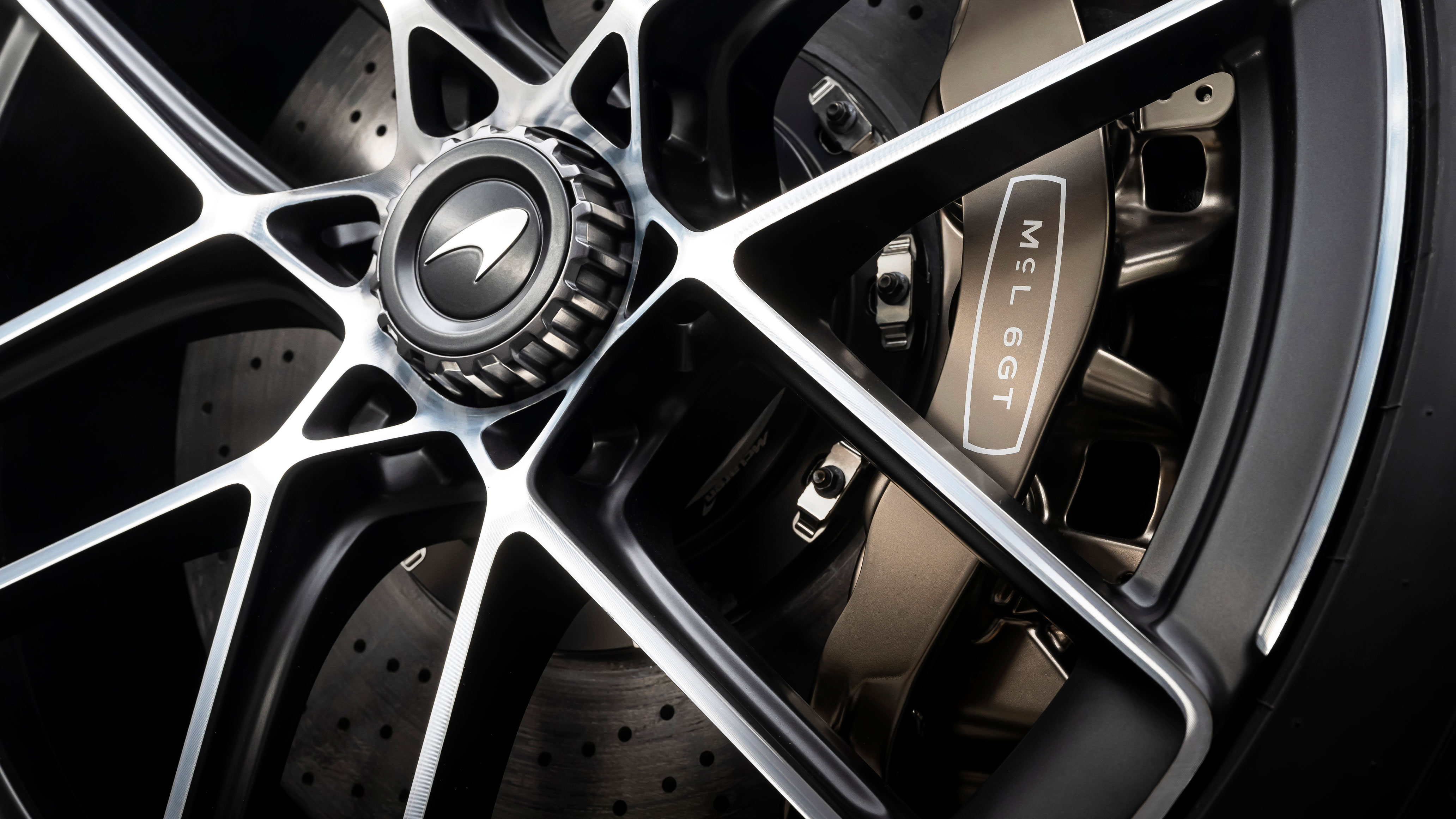 McLaren M6GT Concept - wheel
