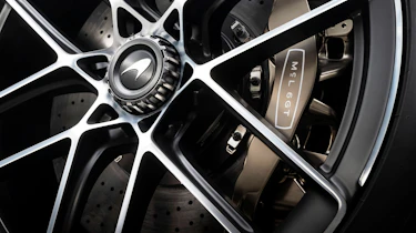 McLaren M6GT Concept - wheel