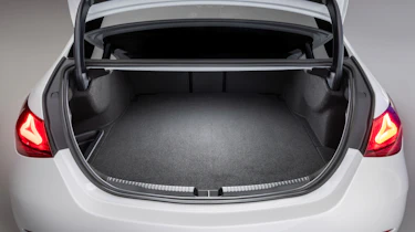 Mercedes C-Class facelift - boot