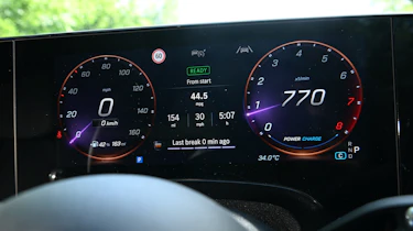 Mercedes CLA Hybrid - driver's display