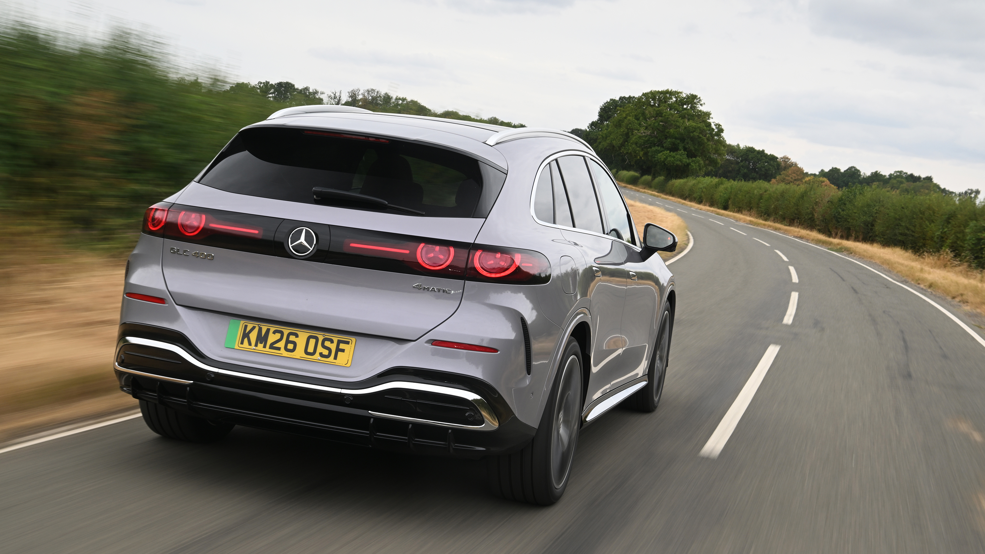 Mercedes GLC 2026 - rear tracking 