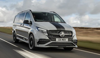 New Mercedes Vito SportX - front tracking