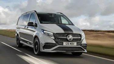 New Mercedes Vito SportX - front tracking