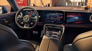 Mercedes-AMG GT 4-Door Coupé 53 - dashboard