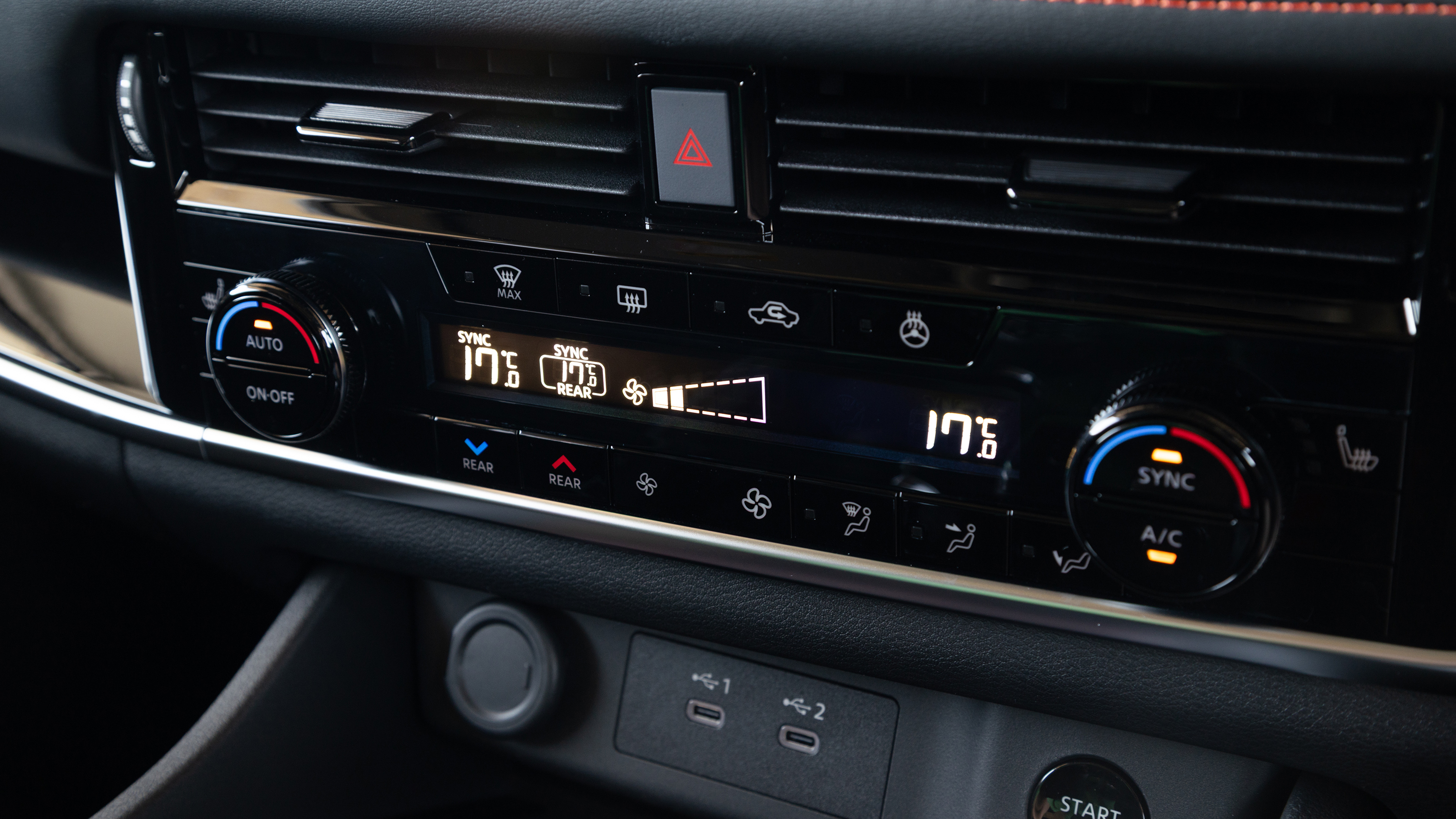 Nissan X-Trail - climate controls