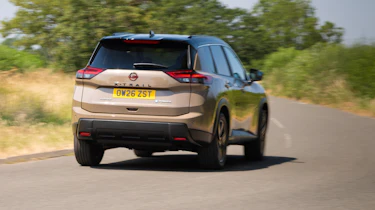 Nissan X-Trail - rear action
