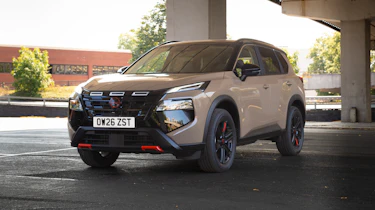 Nissan X-Trail - front static